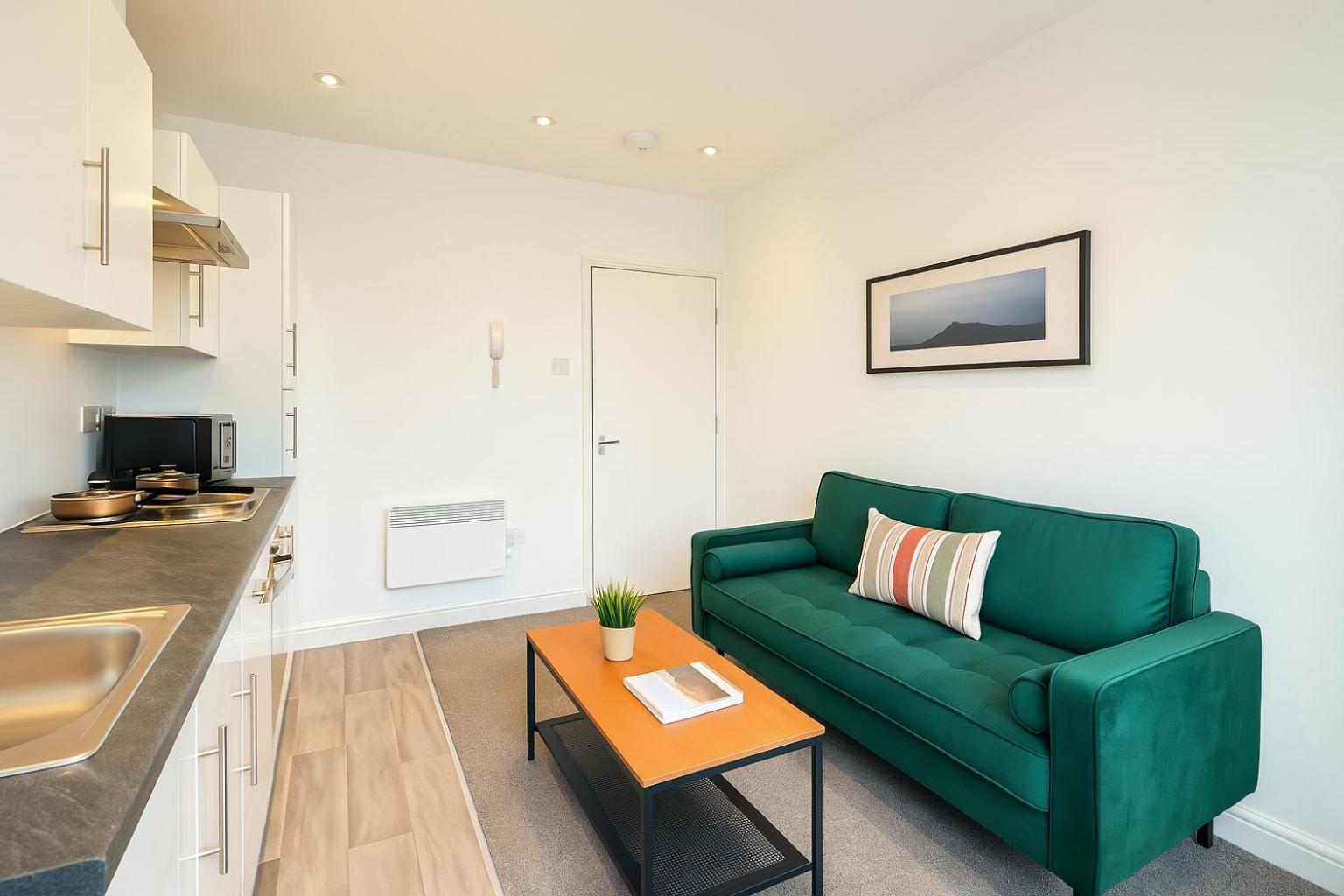 2 Bedroom Apartment Near City Centre, Uni & Parks! Cardiff Luaran gambar